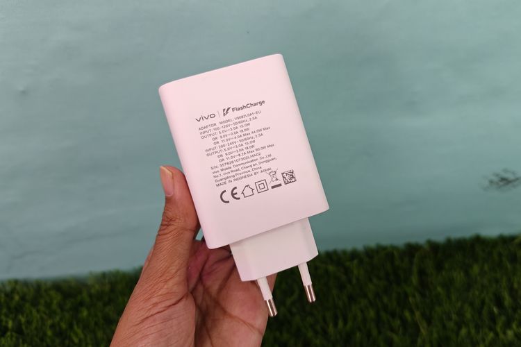 Vivo, smartphone, Vivo Y31d Pro, Baterai 7.000 MAh di Vivo Y31d Pro Awet Berapa Lama? Saya Coba Buktikan, Baterainya cukup awet, Ngecas ngebut, Bodi licin digenggam, Spesifikasi Vivo Y31D Pro di Indonesia