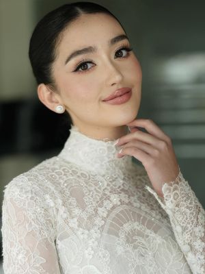 Ranty Maria, Rayn Wijaya, Ranty Maria Tampil Anggun dan Klasik saat Menikah dengan Rayn Wijaya