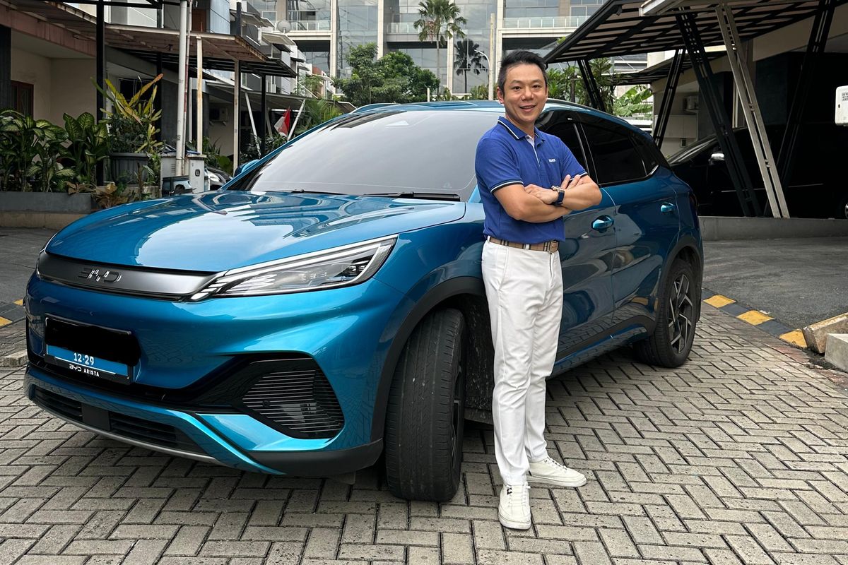 pengisian daya, BYD Atto 3, mobil listrik, keberagaman kendaraan, Mengulik Kelebihan dan Kekurangan BYD Atto 3 di Indonesia, BYD Atto 3 Menjadi Pilihan Kendaraan Ramah Lingkungan, Pengalaman Berkendara yang Berbeda, Tantangan dalam Pengisian Daya, Desain yang Perlu Perhatian, Kesimpulan: Kelebihan dan Kekurangan BYD Atto 3