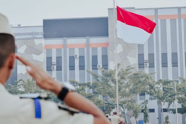 HUT ke-80 RI, upacara bendera, upacara di Istana negara, upacara bendera di istana negara, istana negara singapura, Link dan Cara Daftar Upacara 17 Agustus di Istana Negara, Dibuka Mulai Hari Ini, Pendaftaran dimulai 4 Agustus, kuota terbatas, Syarat dan ketentuan bagi peserta, Langkah-langkah Pendaftaran, Tips agar berpeluang lolos, Suguhan pagelaran budaya nusantara, Susunan upacara pengibaran bendera Merah Putih