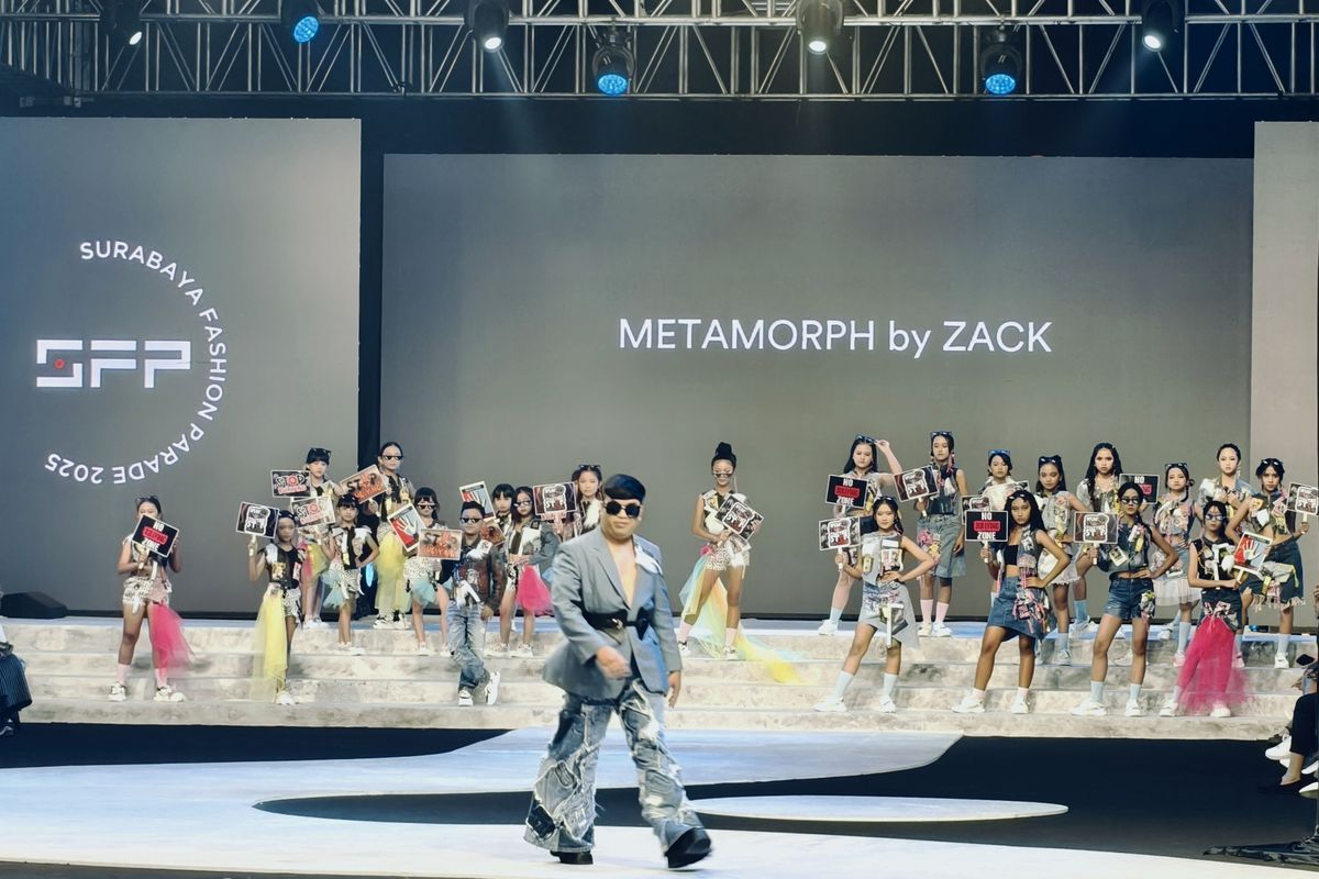 desainer, fashion, Kota Malang, fashion show, desainer baju anak, Perjalanan Zack Menemukan Passion hingga Menjadi Desainer Baju Anak, Masuk ke dunia fashion anak, Pelopor Fashion Anak di Jawa Timur, Pesan Sosial di Balik Sorotan Runway, Bangkok City International Fashion Week Jadi Panggung Berikutnya