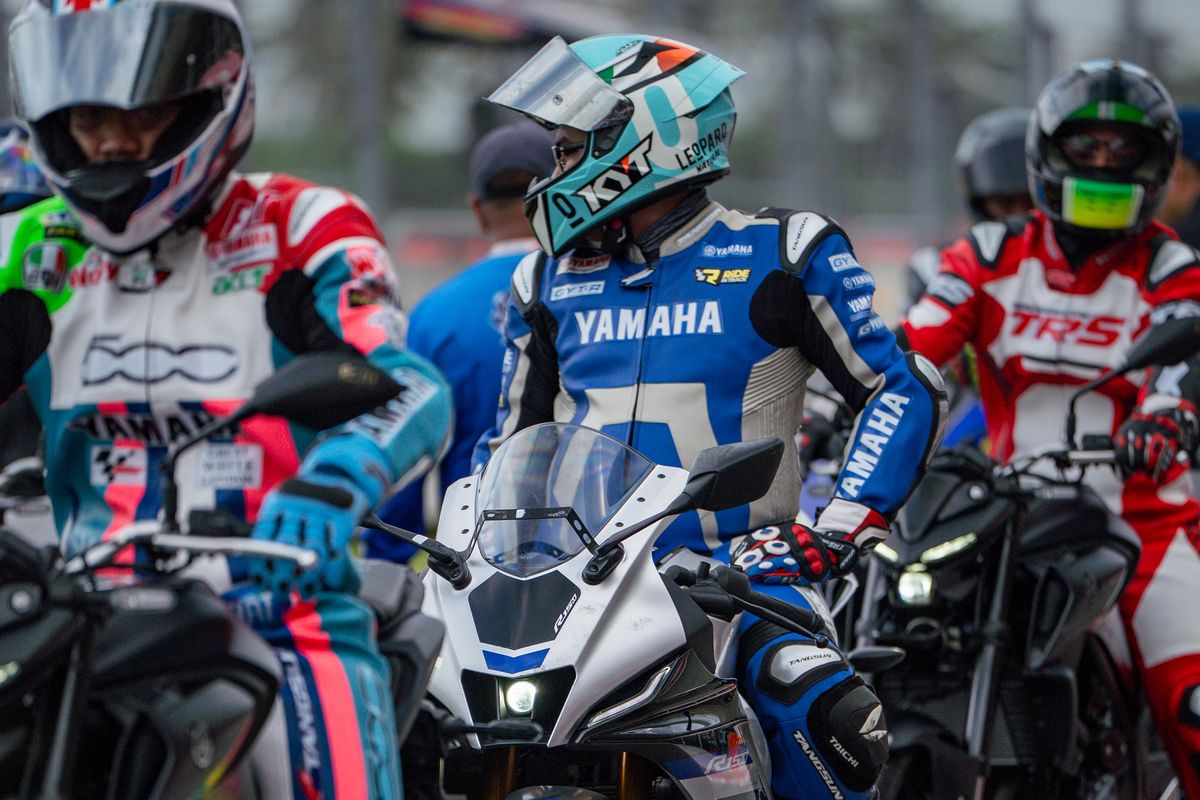 motor sport, mesin 200cc, Yamaha YZF-R2, peluncuran motor, Yamaha YZF-R2: Kapan Akan Diluncurkan?