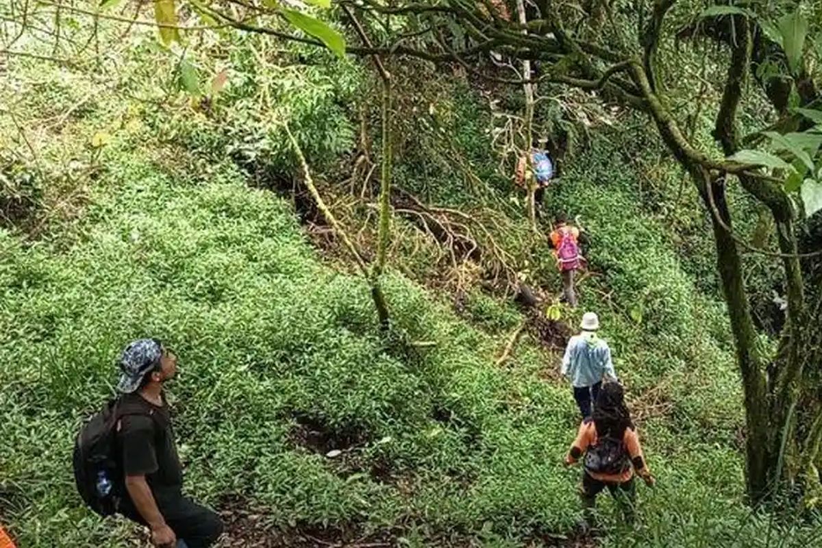 Wanadri, Bukit Mongkrang, Wanadri Temukan Pendaki Yazid di Bukit Mongkrang, Diawali Temuan Botol Kosong