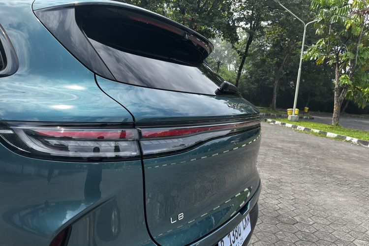 Leopard Aesthetics, Lepas L8, GIIAS 2025, Menggali Desain Lepas L8: Filosofi Leopard Aesthetics