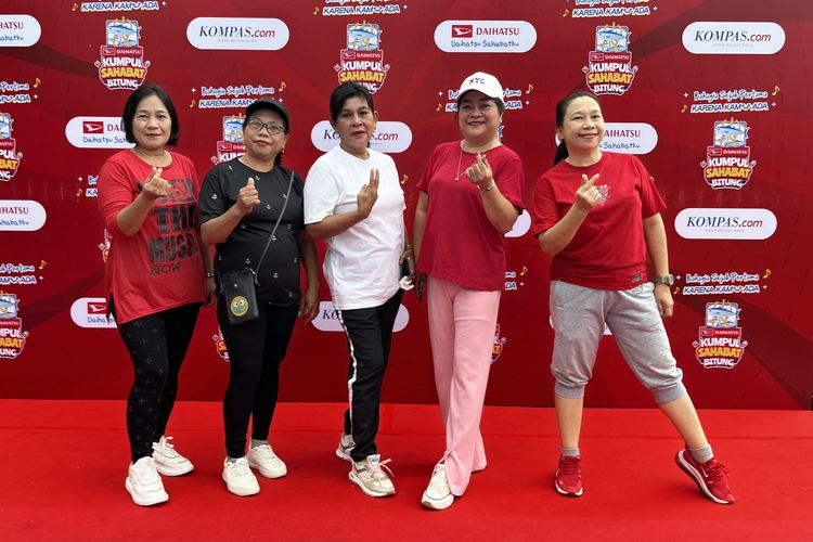 Daihatsu, zumba, Daihatsu Kumpul Sahabat, Daihatsu Kumpul Sahabat Bitung, Serunya Zumba di Akhir Pekan