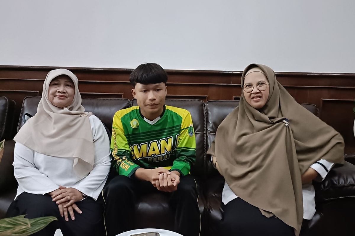Gubernur Banten Andra Soni, SMAN 1 Cimarga, kepsek tampar siswa merokok, siswa mogok sekolah, Kepsek tampar murid, Kasus Tampar Siswa Berakhir Damai, Kepala SMAN 1 Cimarga Diminta Kembali Pimpin Sekolah