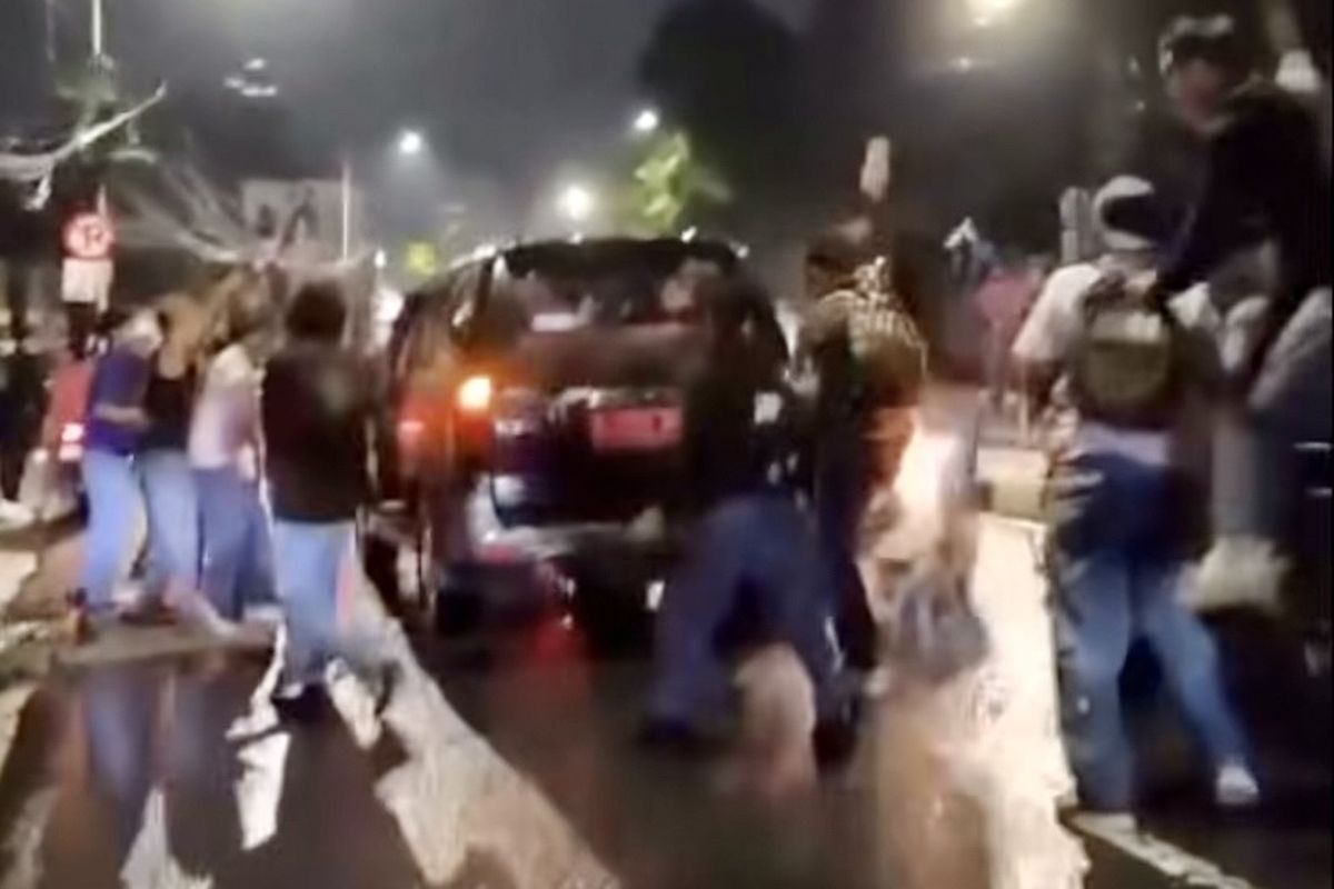 demo 25 agustus 2025, demo 25 agustus, Demo 25 Agustus 2025 di gedung DPR, lurah Manggarai Selatan, Dikira Anggota DPR, Lurah Manggarai Jadi Korban Pengeroyokan Massa Demo 25 Agustus