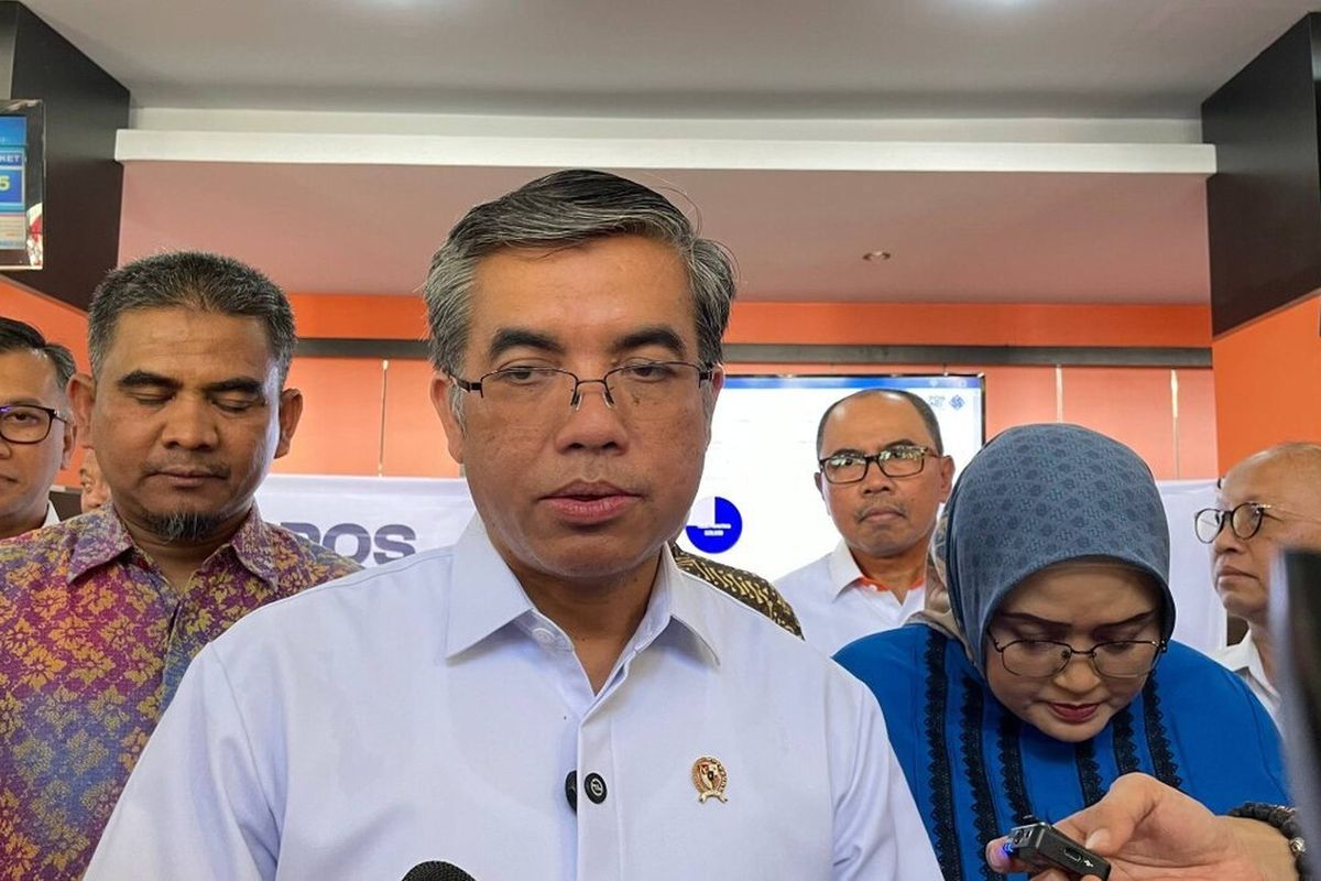 BSU 2025, Menaker, BSU cair, cara cek penerima BSU, Menaker Tegaskan BSU Hanya Cair Sekali, Ini Batas Akhir Pencairannya, BSU 2025 Hanya Cair Sekali, Kapan Batas Akhir Pencairan BSU 2025, Cara Cek Penerima dan Pencairan BSU 2025, Jangan Sampai Dana BSU 2025 Hangus