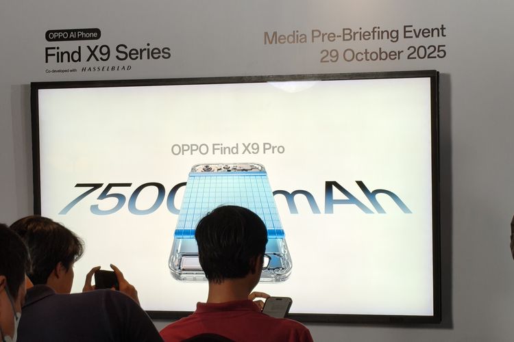 Oppo, fitur, Oppo Find X9, Find X9, Find X9 Pro, Oppo Find X9 Pro, Dimensity 9500, True Color Camera, 4 Fitur Unggulan Oppo Find X9 Series, HP Flagship yang Segera Masuk Indonesia, 1. Kamera 200 MP dan True Color Camera, 2. Baterai 7.500 mAh , 3. Layar bezel 1,15 mm, 4. Chipset MediaTek Dimensity 9500 dan ColorOS 16
