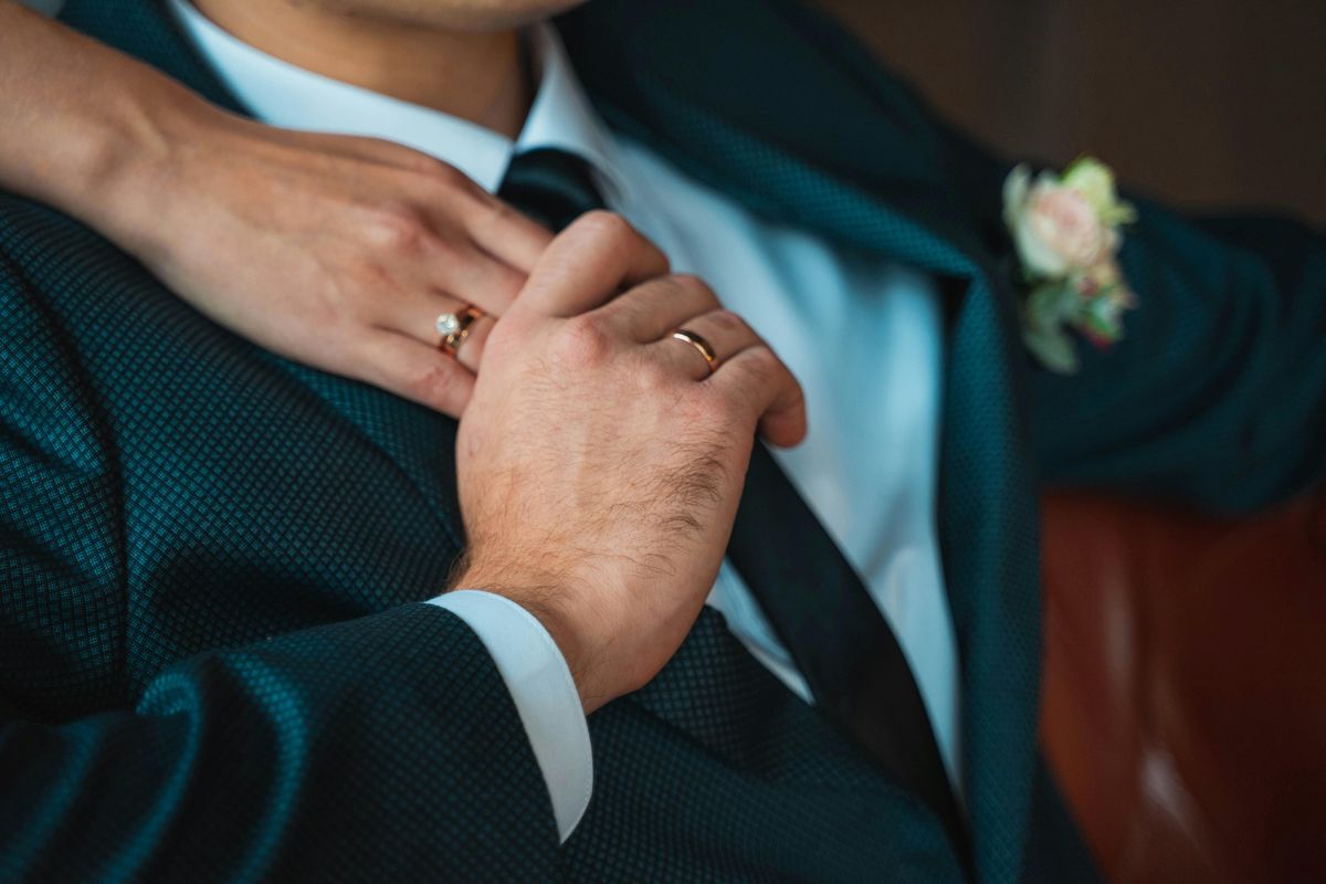pengantin pria, rekomendasi bahan jas pengantin pria, Rekomendasi Bahan Jas Pengantin Pria, bahan jas pengantin pria, bahan jas pengantin pria yang bagus, 4 Rekomendasi Bahan Jas Pengantin Pria, Nyaman dan Stylish
