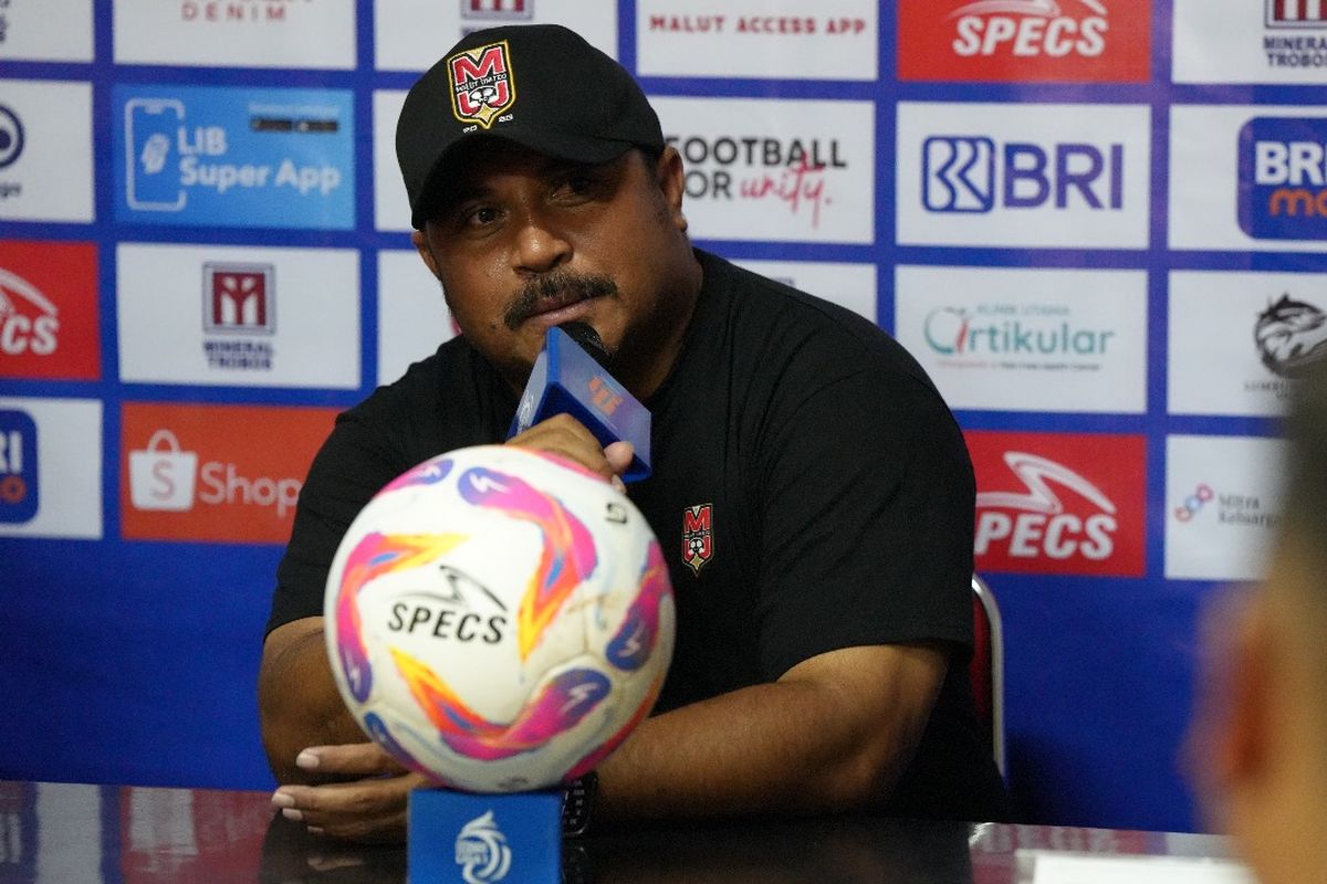 Malut United, Imran Nahumarury, Yeyen Tumena, Liga 1, Imran Nahumarury dipecat, Malut United pecat Imran Nahumarury, Resmi, Malut United Pecat Pelatih Imran Nahumarury