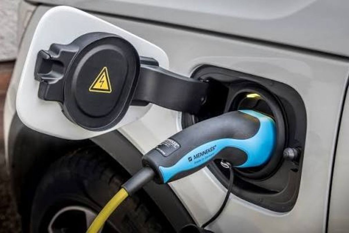 Mobil, PHEV, Hasil Studi Konsumi BBM Mobil PHEV Terbaru di Eropa