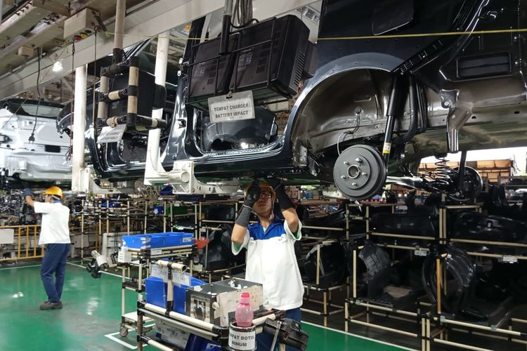 Suzuki, otomotif, Suzuki Indonesia, Ekspor Mobil, Suzuki indonesia, kendaraan bermotor, Rapor Capaian Ekspor Mobil dan Motor Suzuki di Indonesia