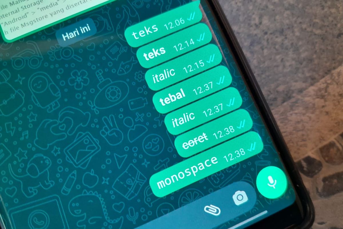 kode WhatsApp, kode tulisan WA, Kode tulisan WA, Kode tulisan WA tebal, Kode tulisan WA miring, Kode tulisan WA coret, Kode WhatsApp, kode tulisan WA miring, Daftar Kode WhatsApp untuk Membuat Tulisan Tebal, Miring, Coret, dll, 1. Kode tulisan WA tebal, 2. Kode tulisan WA miring, 3. Kode tulisan WA coret, 4. Kode tulisan WA monospace, 5. Kode tulisan WA kombinasi format