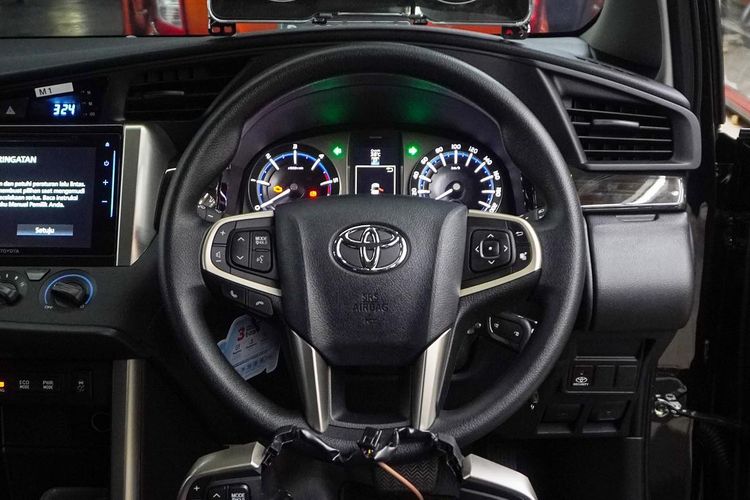 Mesin Diesel, Penjualan Mobil, Kijang Innova Reborn, trendi otomotif, Mengapa Kijang Innova Reborn Diesel Masih Terlaris di Indonesia?, Kijang Innova Reborn Diesel Masih Menjadi Primadona di Tengah Tren Elektrifikasi, Kijang Innova Reborn Diesel Tersedia di Dealer Resmi, Daya Tarik Mesin Diesel Kijang Innova Reborn, Kenyamanan dan Kepercayaan Konsumen Terhadap Kijang Innova Reborn, Harga Terbaru Kijang Innova Reborn Diesel