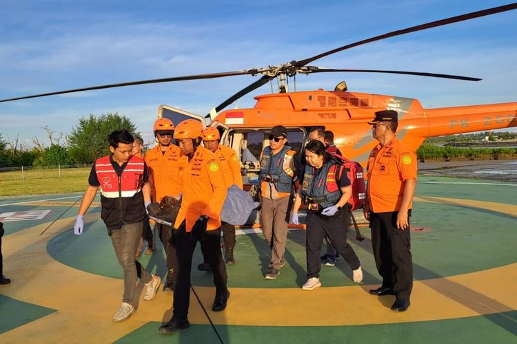 turis asing jatuh di Gunung Rinjani, Jalur Pendakian Gunung Rinjani Ditutup, kecelakaan di gunung rinjani, daftar kecelakaan di gunung rinjani, turis asing jatuh di gunung rinjani, daftar turis asing jatuh di gunung rinjani, Daftar 4 Insiden Pendaki Asing Jatuh di Gunung Rinjani dalam Sebulan, 1. Juliana Marins, pendaki asal Brasil, 2. Nazli Bin Awang Mahat, pendaki asal Malaysia, 3. Benedikt Emmeneger, pendaki asal Belanda, 4. Sarah Tamar van Hulten, Belanda