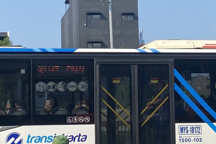 Anggaran dki jakarta, Buy The Service, transportasi umum, Dukungan Pemerintah, Transportasi Publik Indonesia: Mencoba Bertahan dengan Napas Subsidi