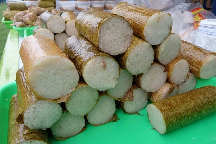 makanan lebaran khas jawa, Makanan lebaran khas betawi, makanan lebaran 2025, makanan lebaran khas sulawesi, makanan lebaran khas jawa timur, ide menu lebaran 2025, 7 Makanan Lebaran di Indonesia, Tak Hanya Ketupat dan Opor, 1. Semur daging, 2. Lemang, 3. Kellapate, 4. Rendang, 5. Geseng bangsong, 6. Ayam gagape, 7. Sotong Pangkong