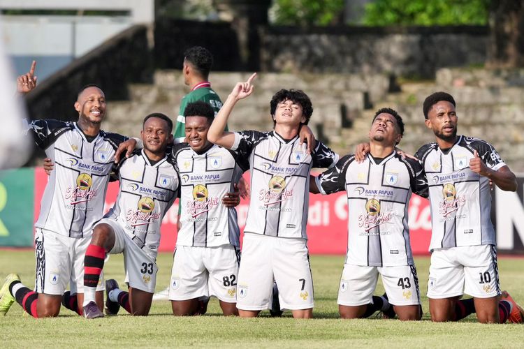 Persipura, Championship 2025-2026, Rahmad Darmawan, Persipura vs Adhyaksa FC, RD Minta Persipura Bermain Lepas
