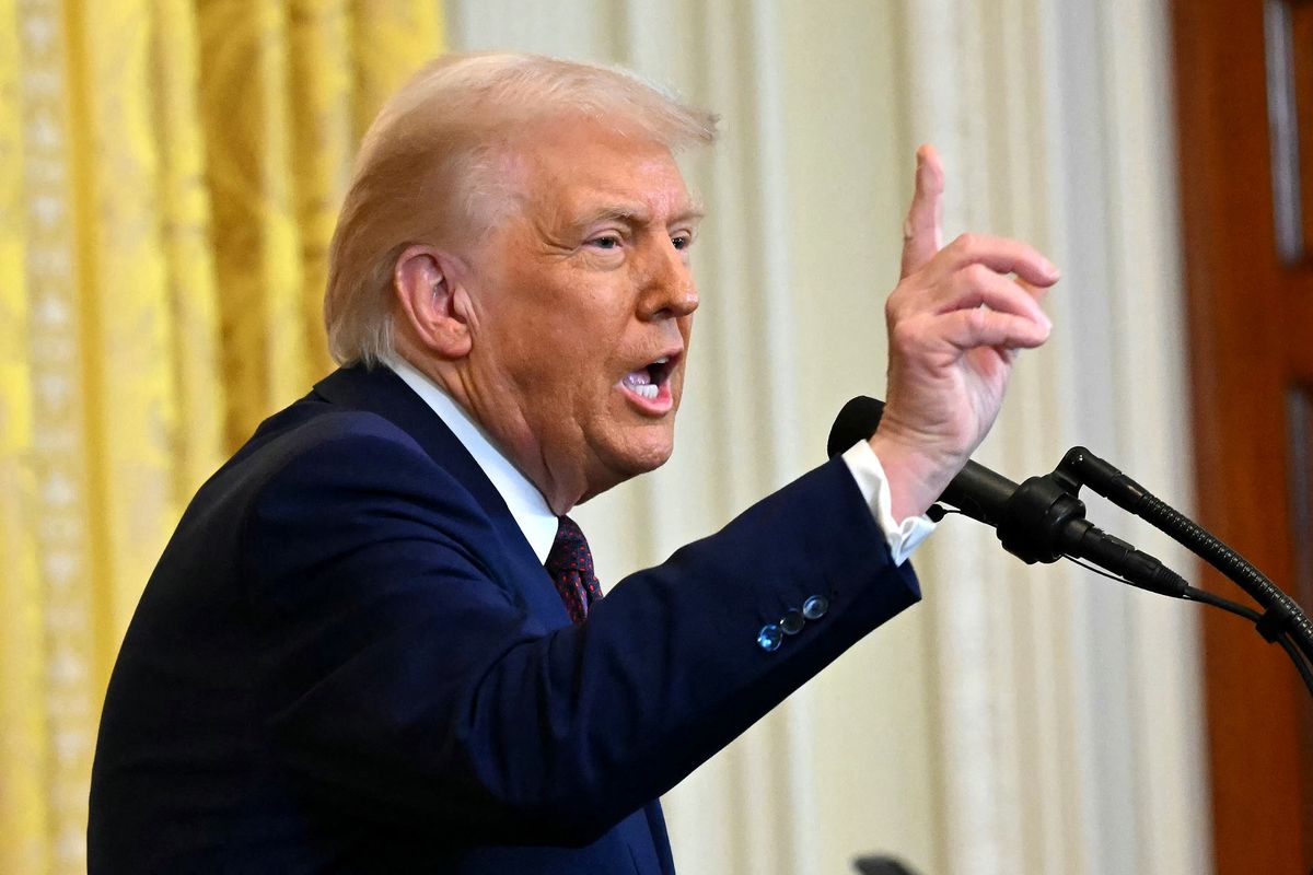 Donald Trump, Amazon, Trump, tarif trump, Presiden Trump Murka ke Amazon, Langsung Telepon Jeff Bezos