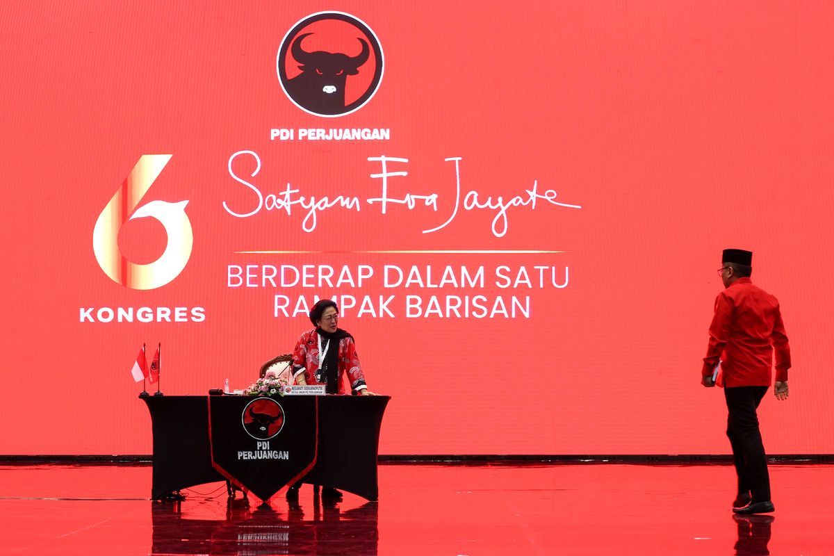 Megawati Soekarnoputri, Hasto Kristiyanto, Pengurus DPP PDI-P, pengurus DPP PDI-P, hasto kristiyanto, PDIP, PDI P, pengurus dpp pdi-p, Kongres VI PDIP, struktur DPP PDIP 2025 2030, Sekretaris Jenderal PDIP, nama-nama pengurus PDIP, DPP PDIP terbaru, politik indonesia 2025, PDIP Umumkan Struktur DPP 2025–2030, Megawati Soekarnoputri Rangkap Jabatan Sekjen, Ketua Umum:, Ketua-Ketua Bidang:, Sekretariat dan Keuangan:, Bendahara Umum: Olly Dondokambey