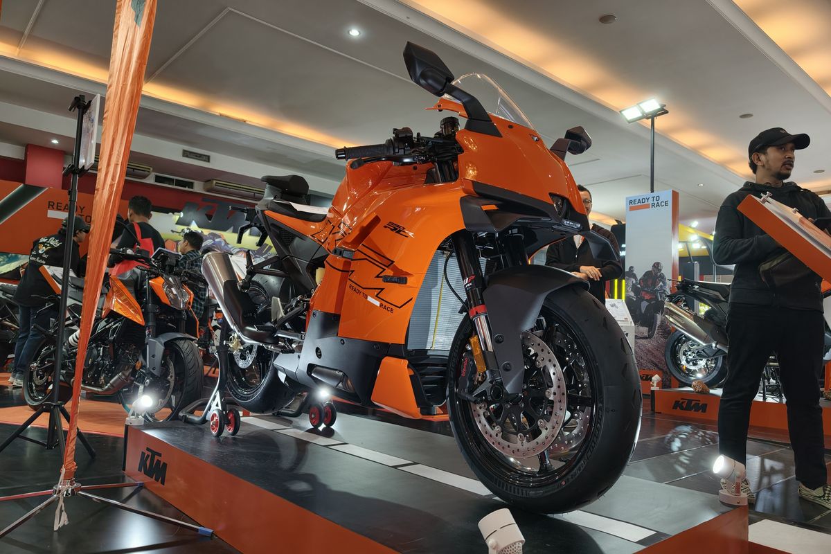 motor supersport, PT Premier Auto Asia, KTM RC 990 R Meluncur di IIMS 2026: Supersport Jumlah Terbatas