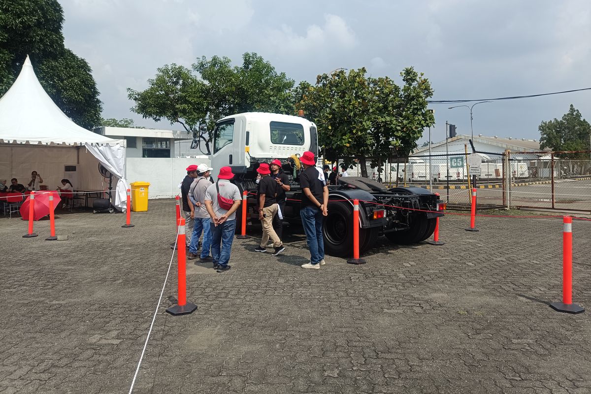 Jusri Pulubuhu, blind spot, black spot, keselamatan berkendara, Blind Spot, Black Spot, dan Blank Spot: Kenali Risiko Berkendara