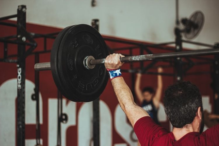 ego lifting, ego lifting adalah, ego lifting gym, ego lifting artinya, dampak ego lifting, cara ego lifting, Apakah Ego Lifting Itu Buruk? Ini Jawaban dan Tips dari Pakar
