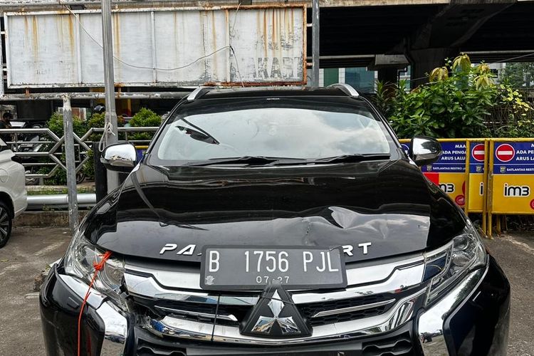 Pajero, kecelakaan, Kalimalang, Viral Pajero Sport Tabrak Lari Pedagang Buah di Kalimalang, Sopir Ditangkap