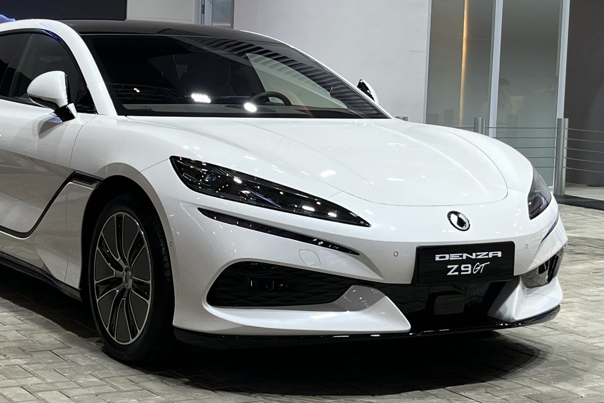 Denza, mobil listrik, Denza Z9, Sedan sport, mobil china, sedan sport, Sinyal Kuat Denza Z9 Akan Meluncur di GIIAS 2025