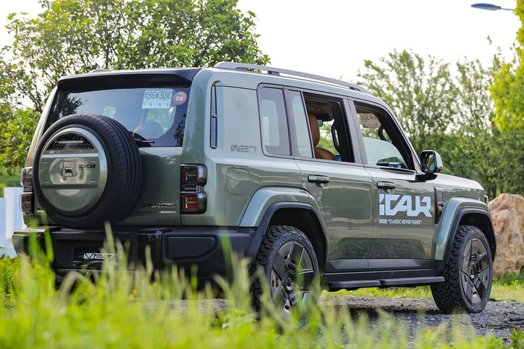 iCar, Impresi Melihat Langsung iCar V27, Perpaduan Klasik dan Modern
