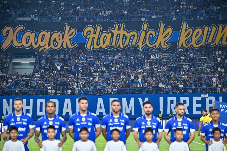 Persib Bandung, Bojan Hodak, Launching Persib, Super League 2025-2026, Wiliam Marcilio, persib bandung, Berita Foto, Persib Bandung vs Western Sydney Wanderers, persib vs western sydney wanderers, launching Persib, Launching Persib 2025, BERITA FOTO: Launching Skuad dan Jersey Persib, Target Hattrick Juara
