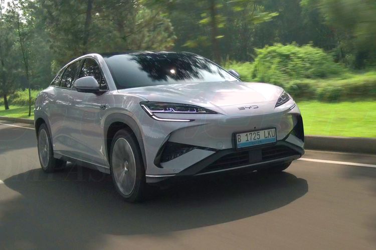 BYD Motors, mobil listrik, GIIAS 2025, harga stabil, BYD Motors Indonesia Tak Terlibat Perang Harga Mobil Listrik