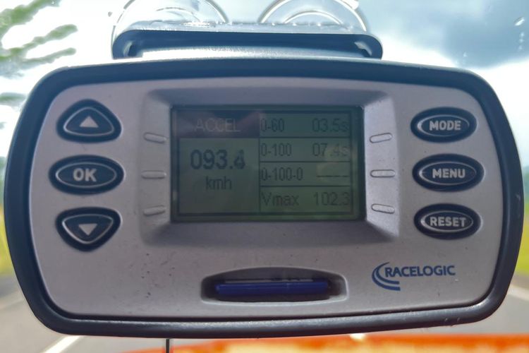 mobil, iCar, iCar V23, Tes Performa iCar V23 0-100 Kpj: 7,4 Detik
