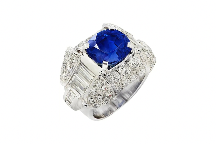 Maia Estianty, blue sapphire, pernikahan Al Ghazali, pernikahan al ghazali, blue sapphire maia, blue sapphire maia estianty, maia estianty di acara siraman al ghazaly, pernikahan alghazay dan alyssa, Kilau Blue Sapphire Maia Estianty Saat Siraman Al Ghazali, Harganya Capai Rp 9,2 Miliar