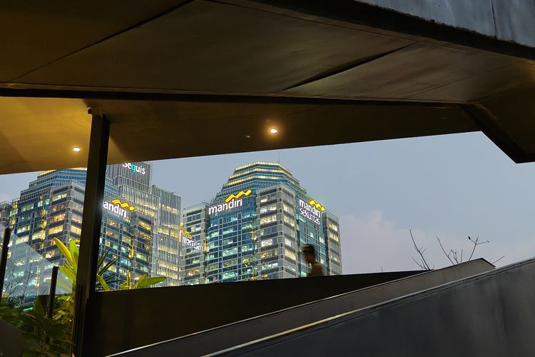 Realme, Realme GT 7, fotografi, kamera Realme GT 7, Kota Jakarta, hunting foto, realme GT 7, kamera realme gt 7, hasil kamera realme gt 7, Saat Lelah Jakarta Tergambar Jelas Berkat Kamera Pro Realme GT 7 Dream Edition...