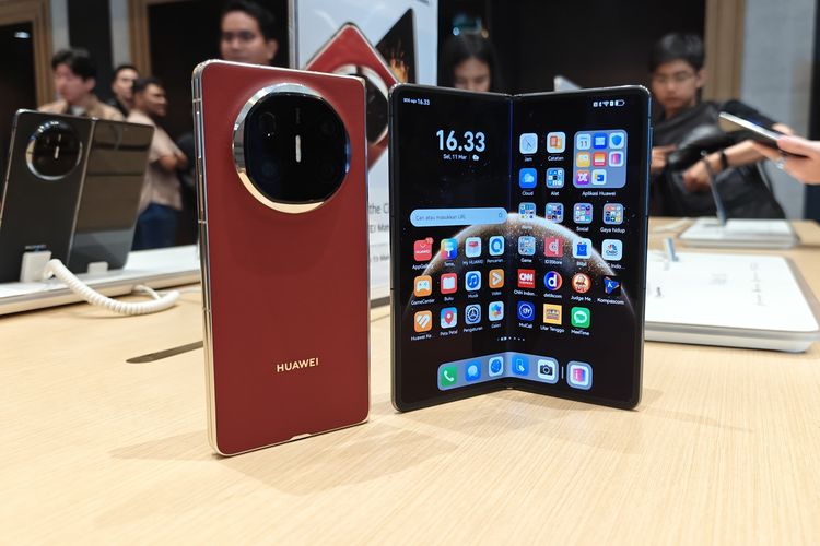 lebaran, 2026, 32 HP Harga Rp 9 Juta Lebih buat Lebaran 2026, Terbaru Xiaomi 17 dan 17 Ultra, 1. Oppo Reno 15 Pro Max, 2. Oppo Find X8, 3. Oppo Find X9, 4. Oppo Find X9 Pro, 5. Oppo Find N5, 6. Vivo X200, 7. Vivo X100 Pro, 8. Vivo X200 Pro, 9. Vivo X300, 10. Vivo X300 Pro, 11. Vivo X Fold5, 12. Vivo X Fold3 Pro, 13. Realme GT 7 Aston Martin Green, 14. Xiaomi 15T Pro, 15. Poco F7 Ultra, 16. Poco F8 Ultra, 17. Samsung Galaxy S25 FE, 18. Samsung Galaxy S25, 19. Samsung Galaxy S25 Edge, 20. Samsung Galaxy S25 Ultra, 21. Samsung Galaxy S26, 22. Samsung Galaxy S26+, 23. Samsung Galaxy S26 Ultra, 24. Samsung Galaxy Z Flip7, 25. Samsung Galaxy Z Fold7, 26. Huawei Pura 80 Ultra, 27. Huawei Pura 80 Pro, 28. Huawei Mate X6, 29. Huawei Mate XT Ultimate Design, 30. Huawei Pura 80, 31. Xiaomi 17, 32. Xiaomi 17 Ultra