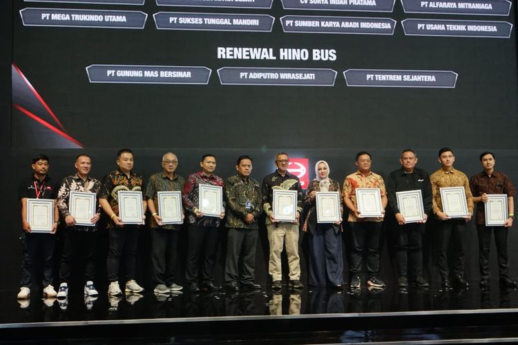 Hino, GIIAS 2025, karoseri, keamanan, body, niaga, hino, Niaga, Cara Hino Aperesiasi Mitra Karoseri di GIIAS 2025