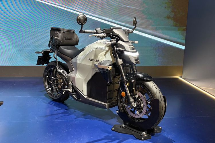 Honda, motor, Honda WN7, motor listrik, Peluang Honda Bawa Moge Listrik ke Indonesia