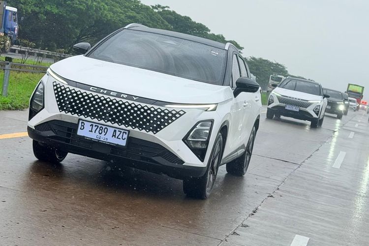 efisiensi, teknologi, Chery, mesin, Hybrid, tenaga, Chery C5 CSH, fitur, ADAS, Harga, Serupa tapi Tak Sama, Ini Bedanya Chery C5 CSH dan C5 Bensin