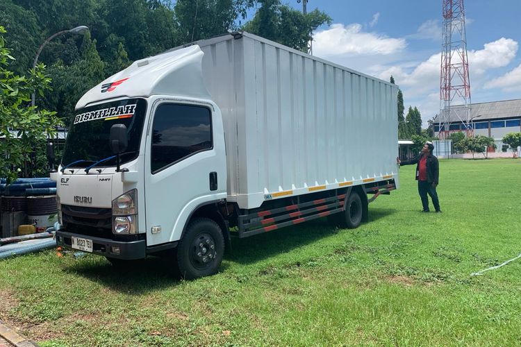penjualan truk, kendaraan niaga, Dump truck, Truk Ringan Dominasi Pasar 2025, Dump Truck dan Box Masih Favorit