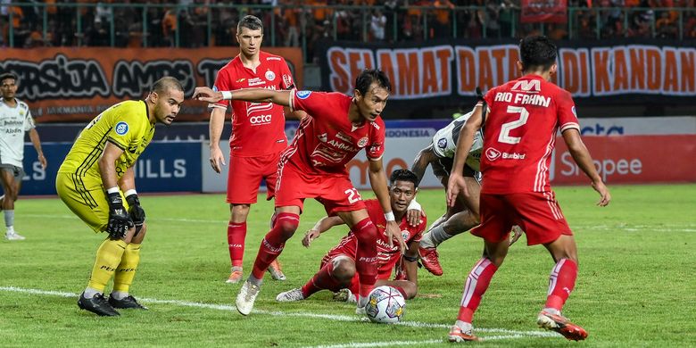 Arema FC, Yusrinal Fitriandi, Rio Fahmi, Hansamu Yama, bursa transfer, Arema FC Ungkap Alasan Pinjam Rio Fahmi dan Hansamu Yama dari Persija
