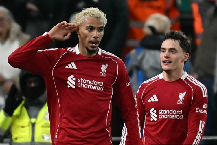 Liverpool, Liga Inggris, pelatih Liverpool, Arne Slot, Liverpool Vs Man City: Arne Slot Pentingkan Main Cantik Ketimbang Gelar