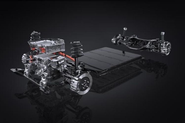 Lexus, Kenalan dengan Sedan Listrik Pertama dari Lexus