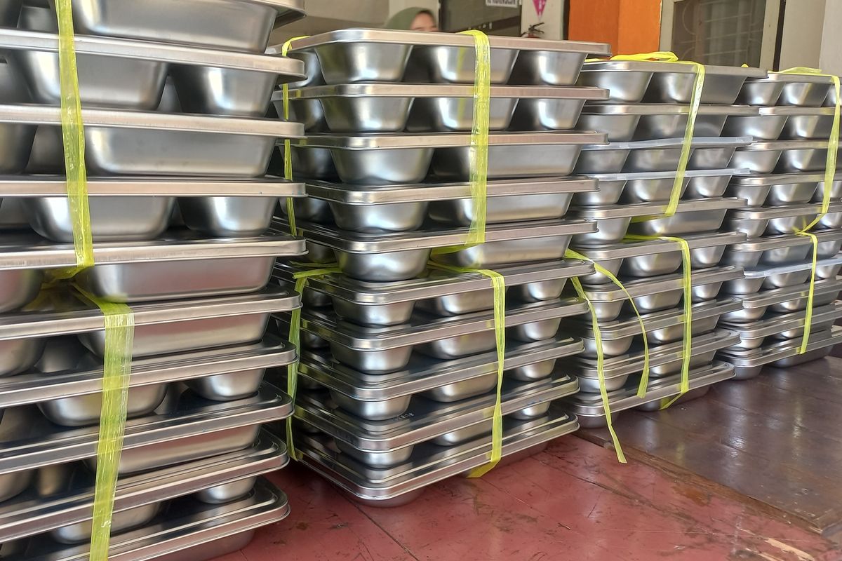 keracunan MBG, Keracunan makanan SD Tembilahan, Murid SD keracunan MBG Inhil, RSUD Puri Husada Tembilahan keracunan, Makanan Bergizi Gratis bermasalah Riau, Puluhan siswa dilarikan ke rumah sakit Tembilahan, Kasus keracunan massal sekolah dasar, Puluhan Murid SD di Riau Diduga Keracunan MBG: Makanan Basi dan Bau