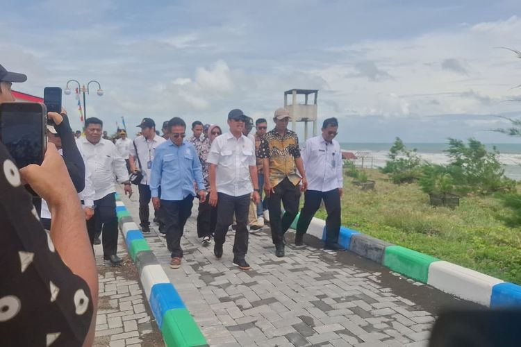 Purworejo, Kampung Nelayan Merah Putih di Jatimalang, Purworejo Dijadikan Sentra Kuliner dan Wisata