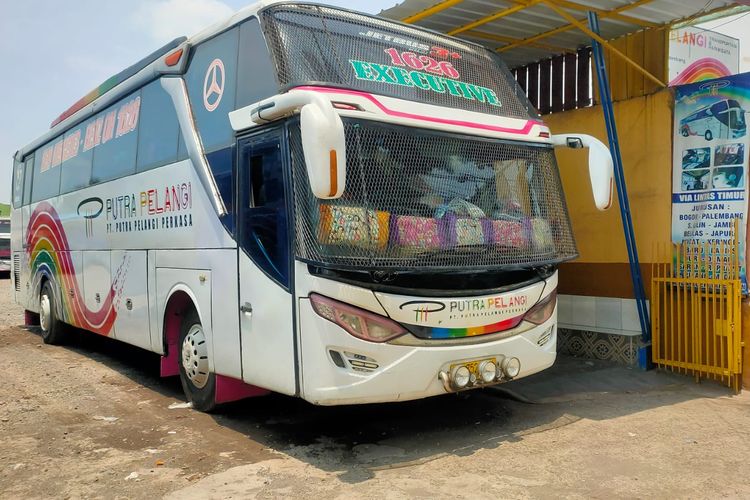 bus AKAP, tiket bus, naik bus, PO ALS, bus AKAP rute Terjauh di Indonesia, PO Putra Pelangi, PO PMTOH, 3 Bus AKAP dengan Rute Terjauh di Indonesia, Bus Apa yang Paling Jauh?