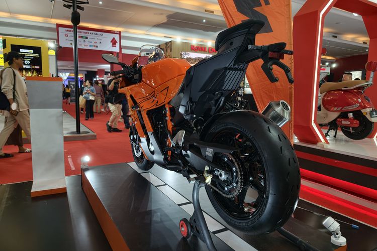motor supersport, PT Premier Auto Asia, KTM RC 990 R Meluncur di IIMS 2026: Supersport Jumlah Terbatas