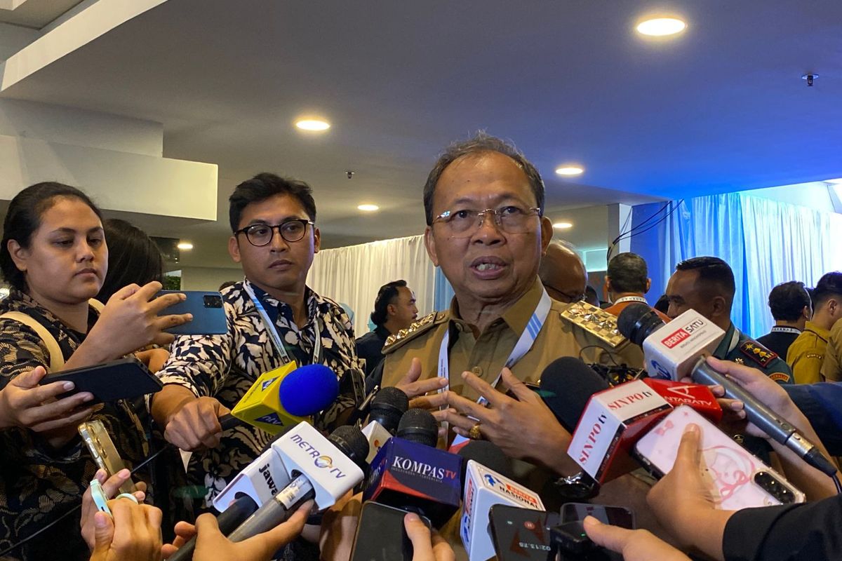 Prabowo, Bali, pantai Bali, Koster, pantai Bali kotor, Disentil Prabowo, Gubernur Koster Ungkap Penyebab Pantai Bali Kotor