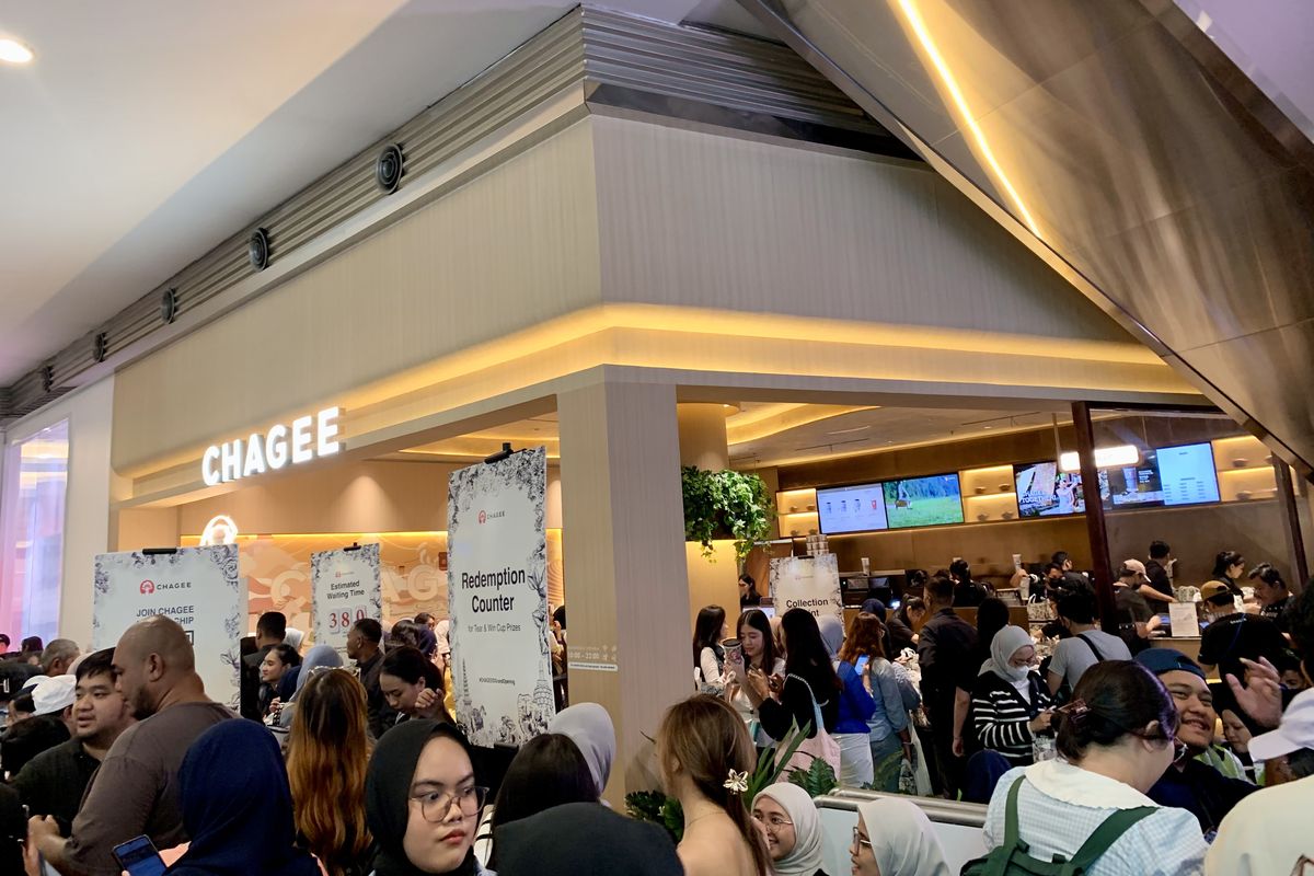 promo Chagee, Promo Chagee, promo chagee, promo chagee mal gandaria city, brand ambassador promo chagee chenle NCT dream, chenle nct jadi friend of chagee, chenle nct x chagee indonesia, Gaet Chenle NCT Dream, Antrean Chagee Membeludak di Mal Gandaria City